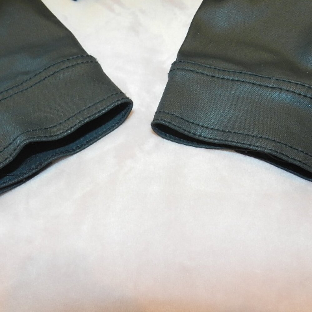 White House Black Market Black Coated Denim Cropped Pocket Jacket Size 4P - Picture 15 of 16